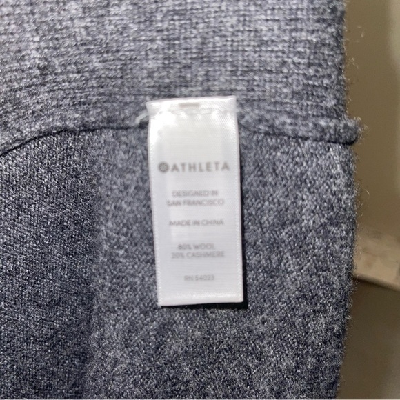 Athleta Woman Cashmere Wool Blend Women Sweater Size M - Picture 6 of 6